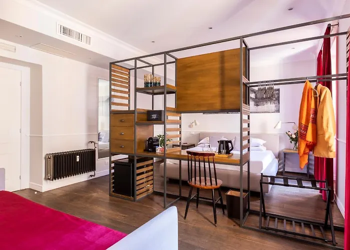 Corte By Hili Рим